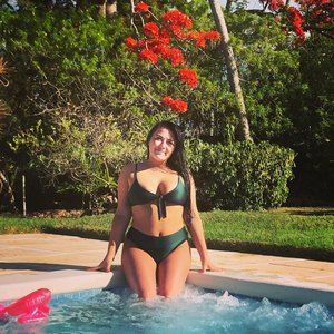 Meet your Posher, Kenna